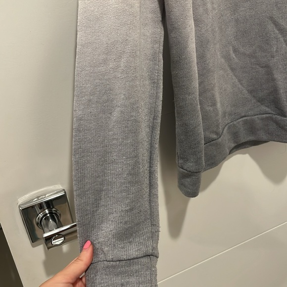 Topshop Ombre Cold Shoulder Long Sleeve Top - Picture 7 of 12